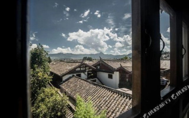 Sina Hotel Lijiang