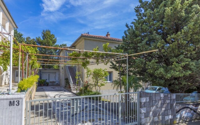 Tasa Apartment