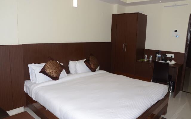 Hotel Mercury Residency