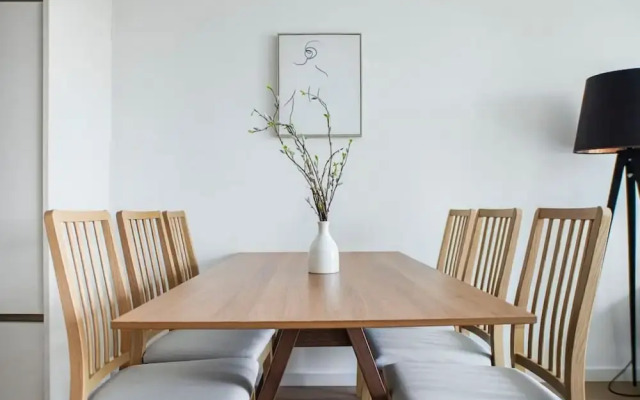 Stunning 2B Vauxhall Apt near Thames & Tube