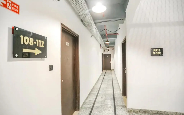FabHotel Rasa Arcade