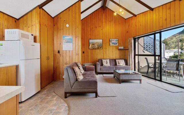 Downtown Mountview - Mt Maunganui Holiday Home