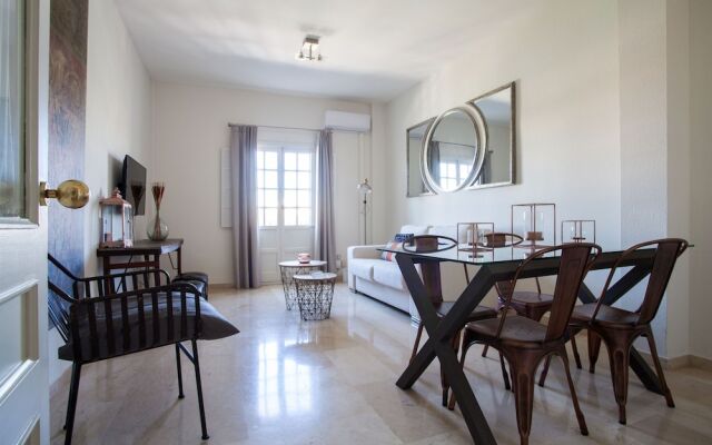 Green - Apartments Puente de Triana