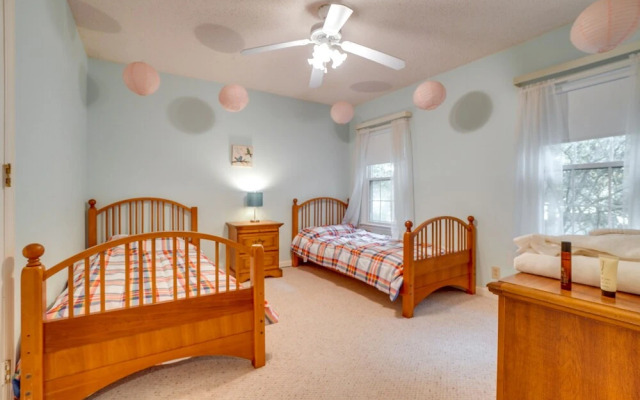 Pet-friendly Franklin Home ~ 21 Mi to Nashville!