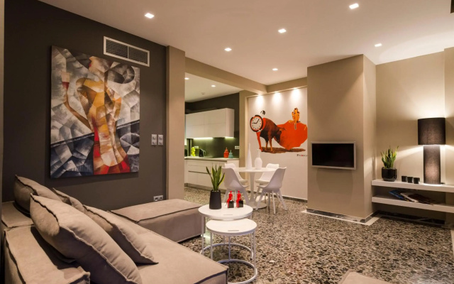 Ma Maison Nο 1, Penthouse, Acropolis and Lycabettus view, 15' to Acropolis by metro, 1' from Metro Station