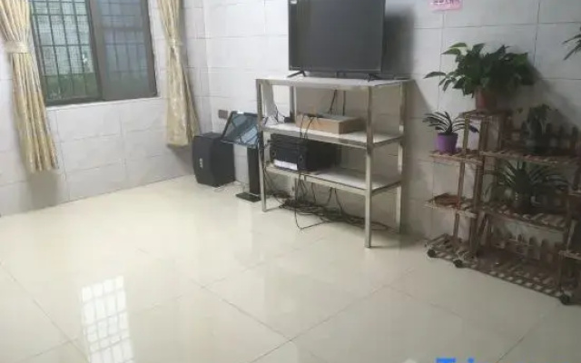 Yingde Shanbian Homestay