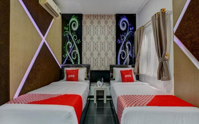 Super OYO 4010 Zaara Guest House Syariah