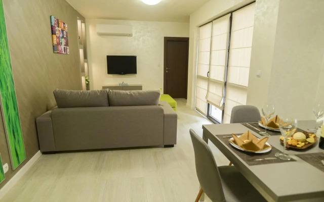 Noris Apart with Garage