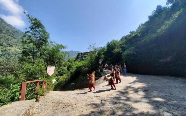 Haut Monde Hill Stream Resort and Spa