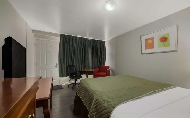 Knights Inn Burlington, ON