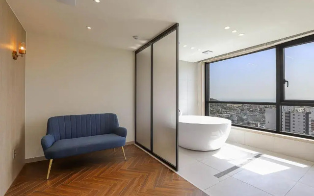 H Avenue Hotel Gijang Ilgwang
