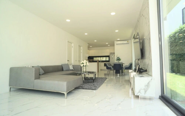 Private Pool Villa in Central Pattaya - Palmc6