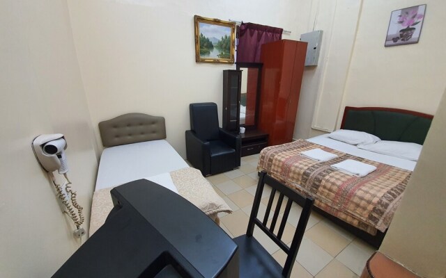 SPOT ON 90138 Hotel Elwarda Klcity