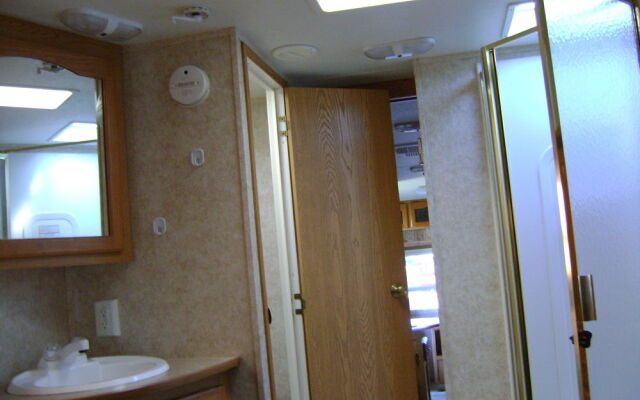 Twin Rivers Motel & RV Park