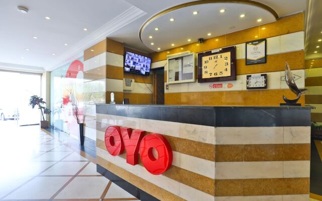 OYO 318 Azure Plaza Furnished Units