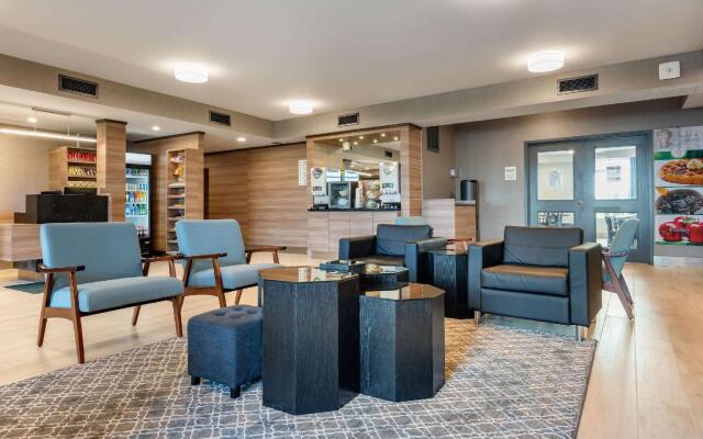 Quality Inn & Suites