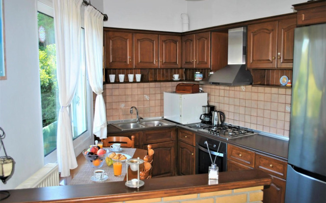 The Olive Grove Apartment by Konnect, Dasia