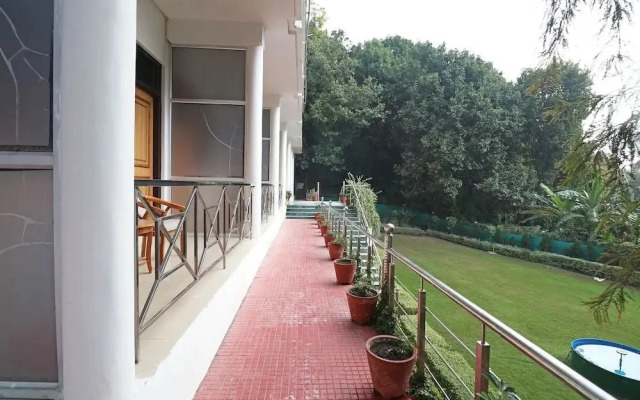 Pine Oak Resort By OYO Rooms