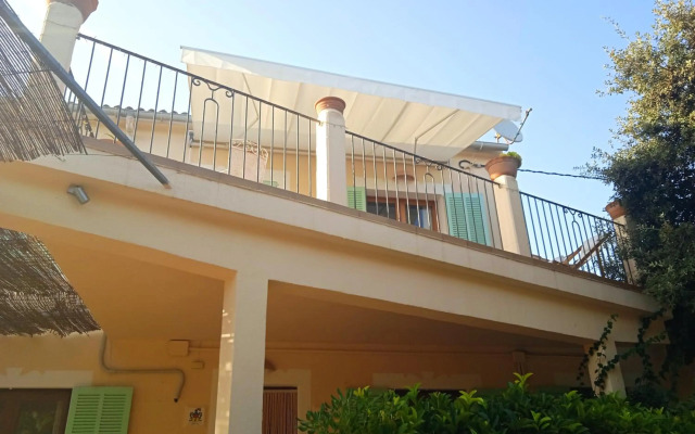 Ses Alzines Apartamento integrado en Casa Rural Habitada