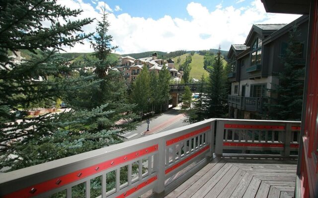 Townhome in Beaver Creek with Mountain View by RedAwning