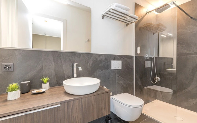 Icon H 401 Suite Business