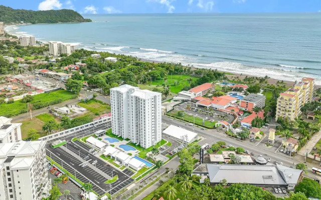 Upstay - New Condo w Incredible Views in Jaco