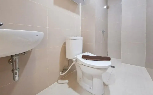 Comfy And Functional Studio At Apartment B Residence