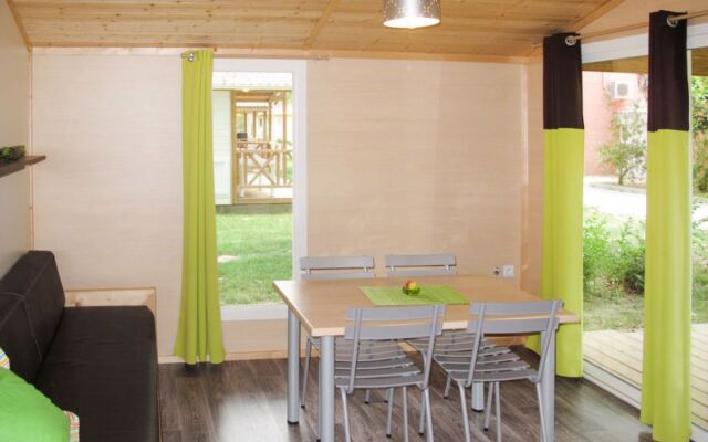 Holiday Home Le Mediterranée - AGL252