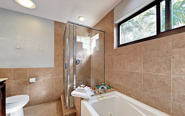 Las Olas Oasis - 3 Br Home
