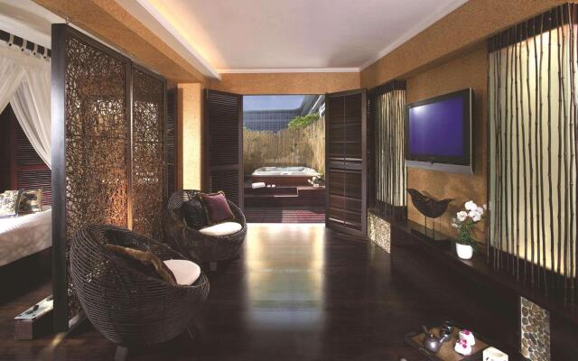 Regal Airport Hotel
