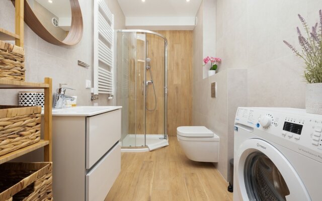 Grunwaldzka Apartments by Renters