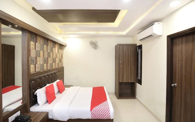 OYO Rooms Bus Stand Entry Gate
