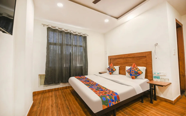 FabExpress Santosh Residency