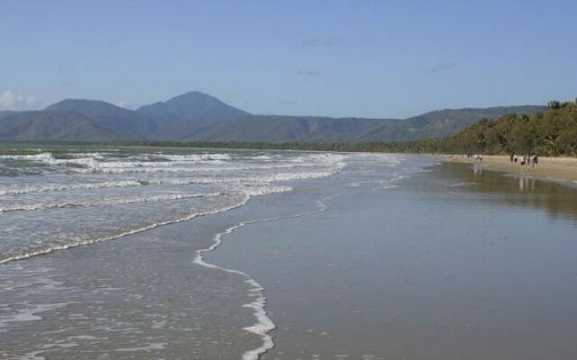 Seascape Holidays – Beachfront Terraces
