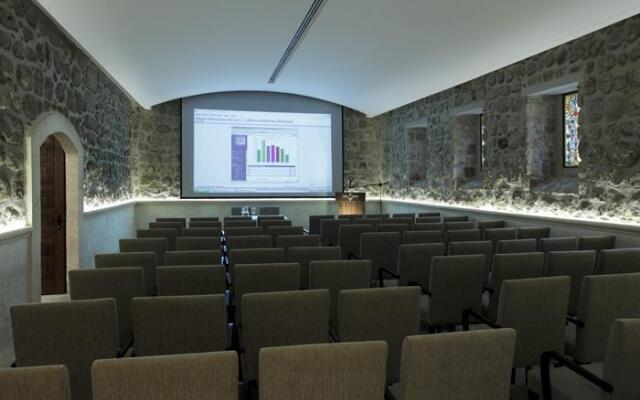 Kasri Nehroz Otel