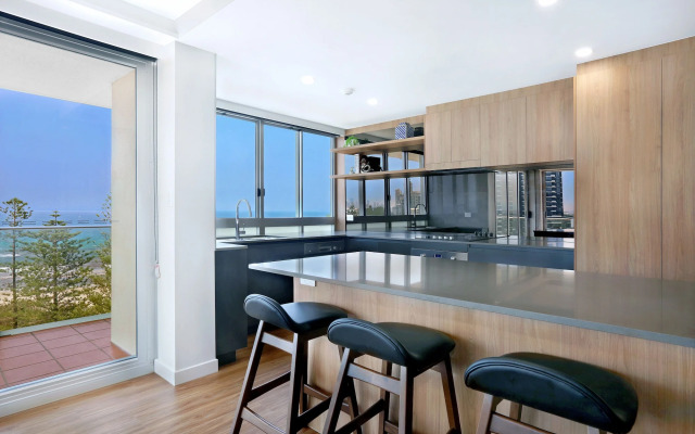 Pacific Regis Apartments