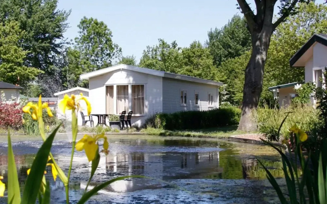 Nice Tent With Bathroom, Near a Recreation Area