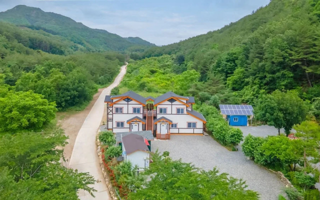 Samcheok Elroi Pension