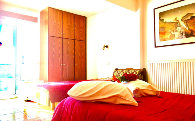 Aiolos Hotel
