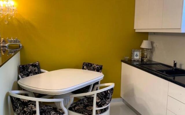Agraria 1 Bedroom Basement Apartment