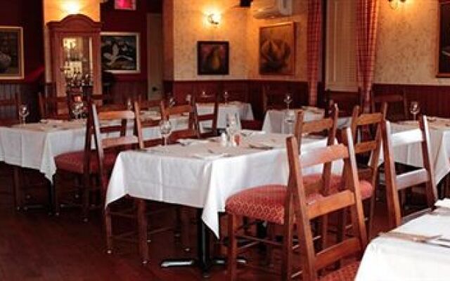 Auberge Le Canard Huppe