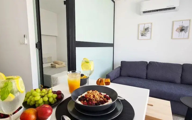 Phaedrus Living: Seaside Luxury Flat Athina 113