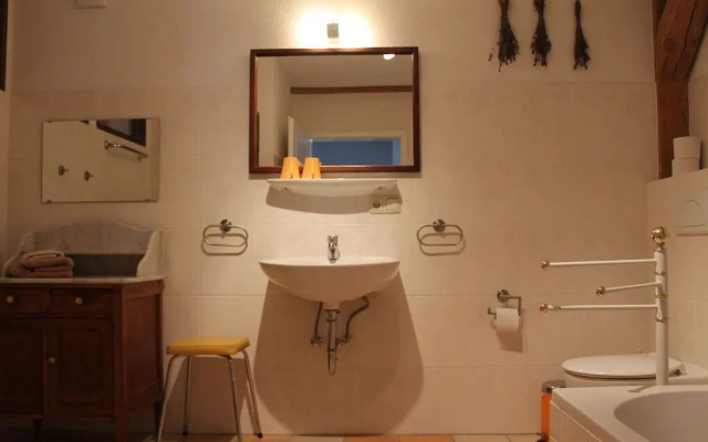 Rustic-style Apartment in Buschenhagen With Garden