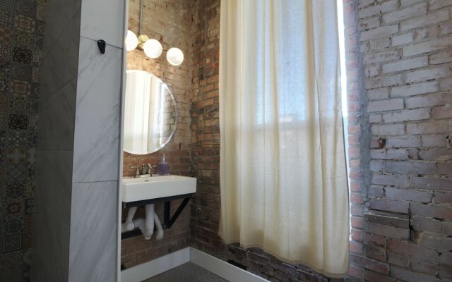 Deep Ellum Hostel
