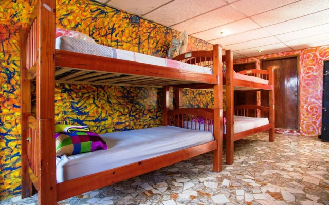 Hostal Portobelo - Hostel