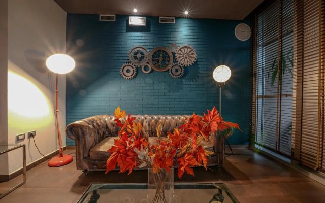 La Meridiana Bleisure Hotel
