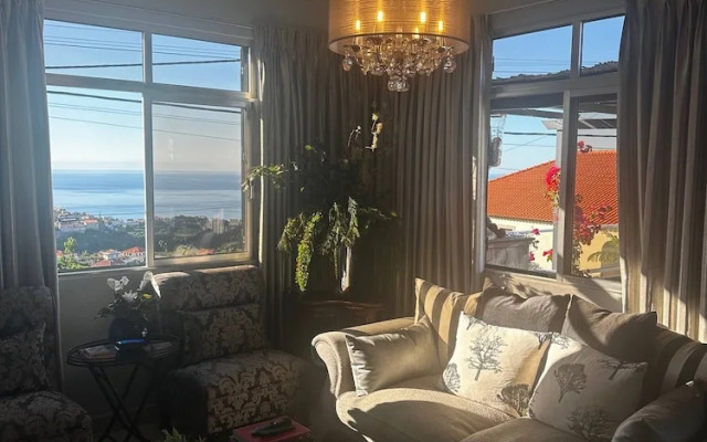 Miguel's Seaview Corner