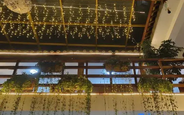 Yunmuju Inn (Lijiang Ancient City Dashuiche Shop)