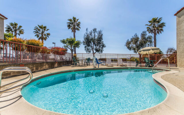 Econo Lodge Castro Valley