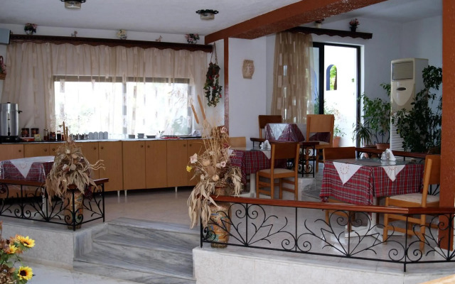 Hotel Rosmari